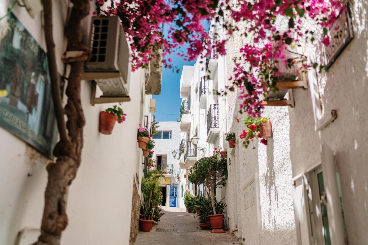 Boutique Hotel Mamabels Mojacar Exterior photo